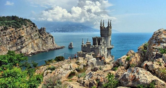 Красочный курортный Крым