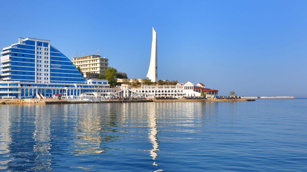Обзор Крымского полуострова. Севастополь - ожерелье Крыма