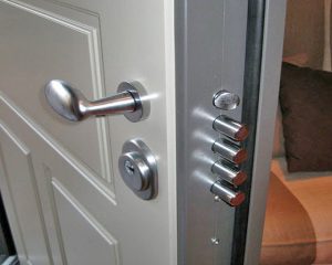 О непраздном вопросе - правильном выборе бронированных дверей