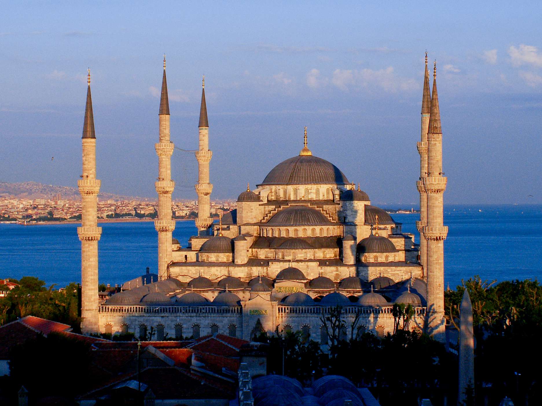 Солнечная Турция – сегодня новости туризма поведают нам о самых замечательных местах отдыха в одной из самых красивых стран мира.